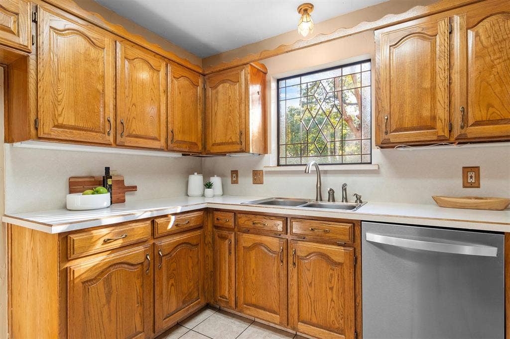 1142 Misty Oak Lane, Keller, TX 76248 1142 Misty Oak Lane, Keller, TX 76248