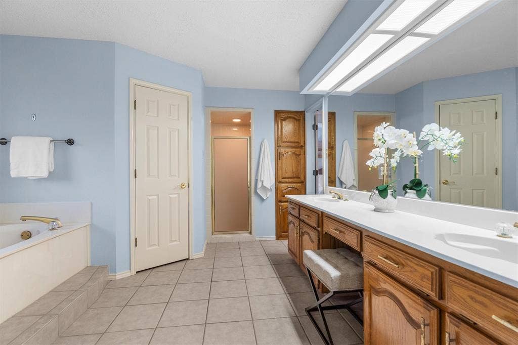 1142 Misty Oak Lane, Keller, TX 76248 1142 Misty Oak Lane, Keller, TX 76248