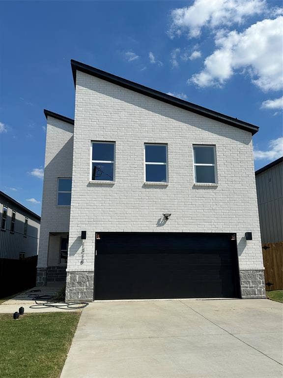 Property photo for 1318 Diceman Avenue, Dallas, TX