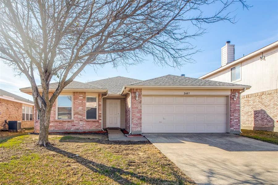 Property photo for 2607 Buckskin Drive, McKinney, TX