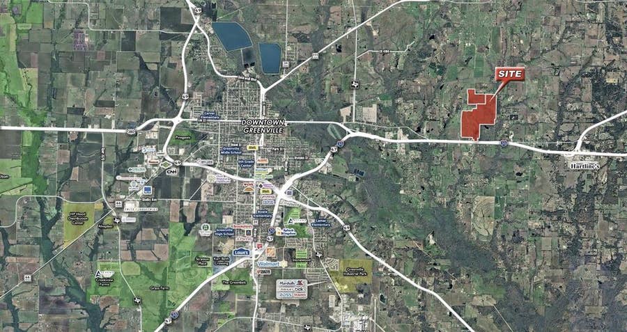 Property photo for 2560 Interstate Highway 30 E, Greenville, TX