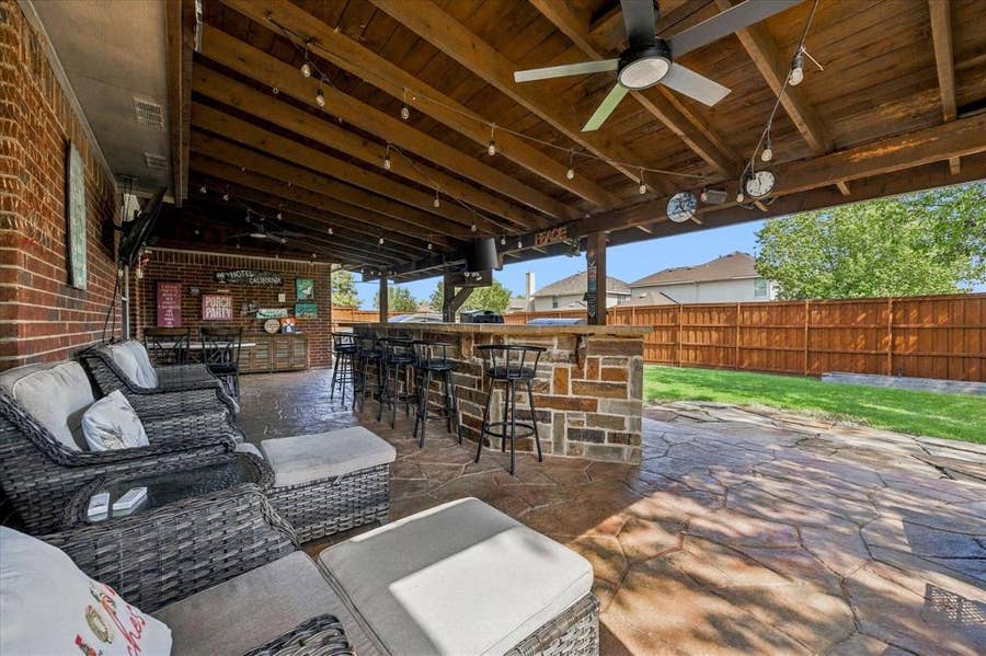 Property photo for 2860 Wild Oak Lane, Rockwall, TX