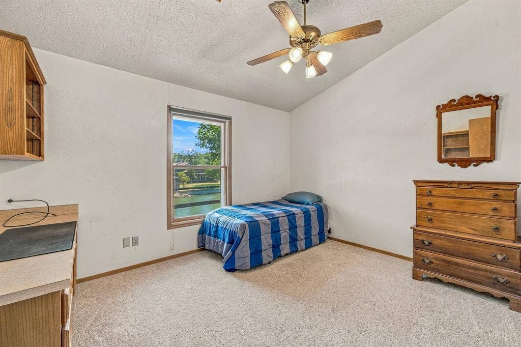 4017 Dakota Trail, Granbury, TX 76048 4017 Dakota Trail, Granbury, TX 76048