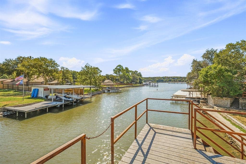 4017 Dakota Trail, Granbury, TX 76048 4017 Dakota Trail, Granbury, TX 76048