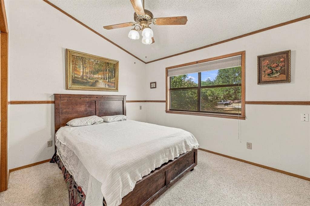 4017 Dakota Trail, Granbury, TX 76048 4017 Dakota Trail, Granbury, TX 76048