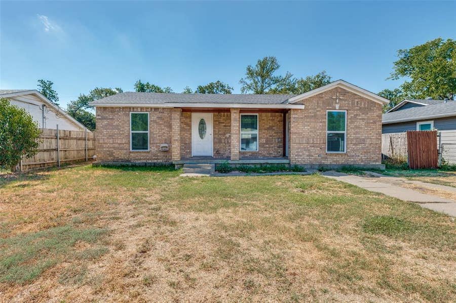 Property photo for 336 Belle Street, Bedford, TX