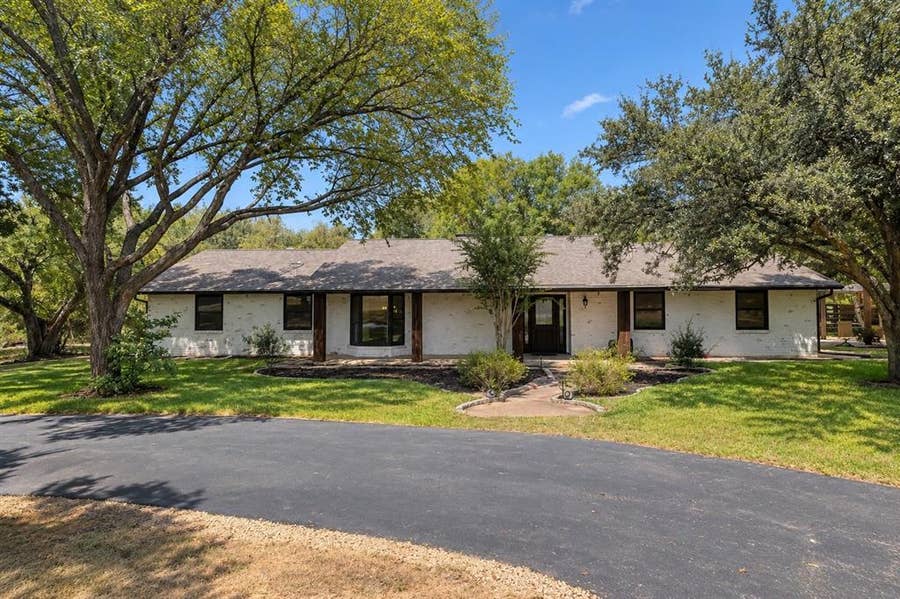Property photo for 453 Rocky Acres Road, Cedar Hill, TX