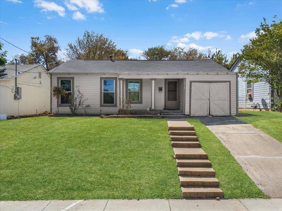 Property photo for 1016 Sycamore Terrace, Fort Worth, TX