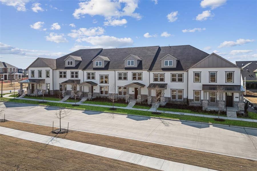 Property photo for 9735 Speaker Drive, Frisco, TX