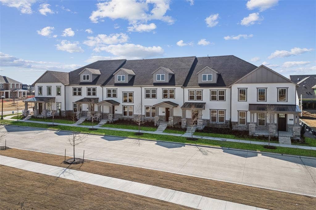 9735 Speaker Drive, Frisco, TX 75035 Stylish, new construction, lock and leave living at it's finest now available in one of Frisco's best communities...Village on Main Street!