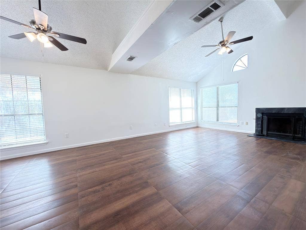 1801 Quail Run Drive, Garland, TX 75040 1801 Quail Run Drive, Garland, TX 75040
