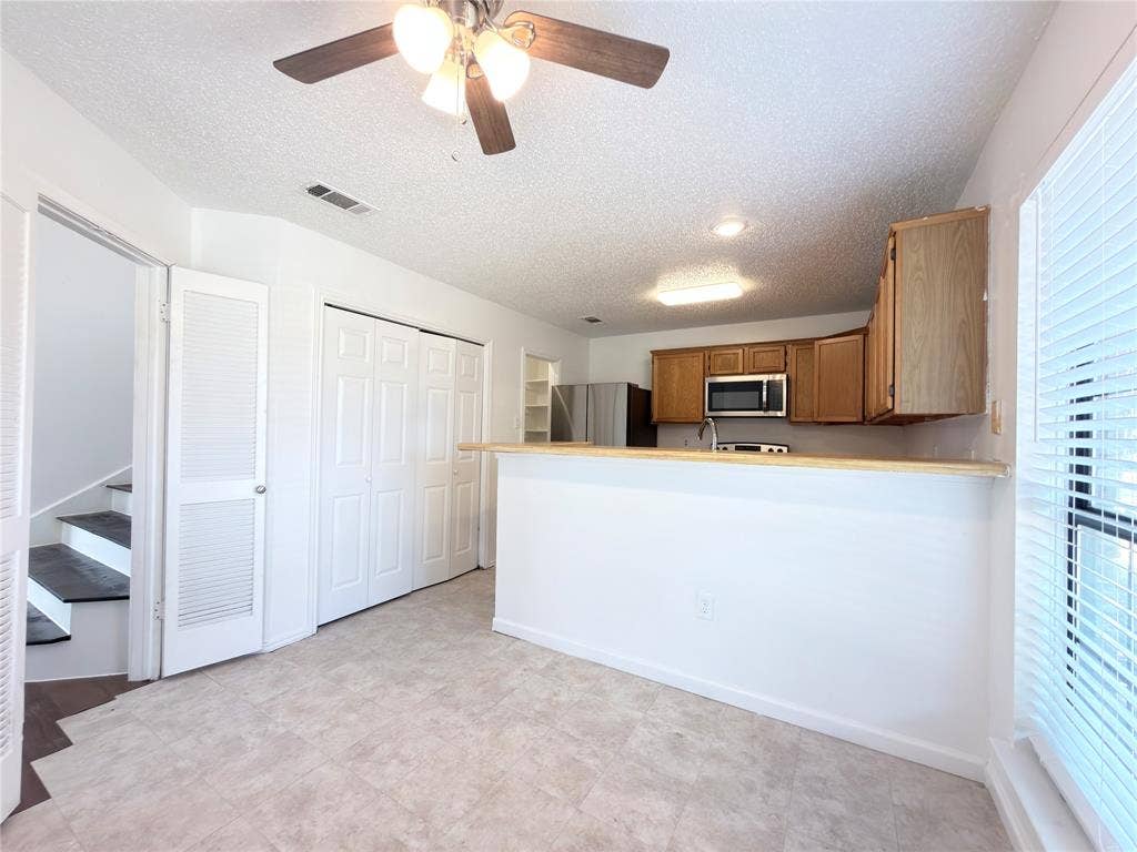 1801 Quail Run Drive, Garland, TX 75040 1801 Quail Run Drive, Garland, TX 75040