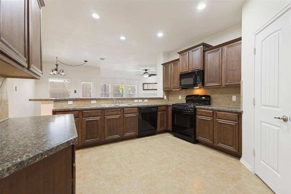 608 Byron Nelson Drive, McKinney, TX 75072 608 Byron Nelson Drive, McKinney, TX 75072