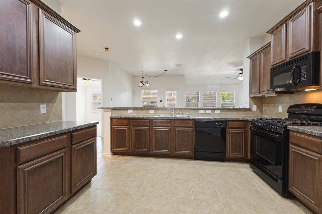 608 Byron Nelson Drive, McKinney, TX 75072 608 Byron Nelson Drive, McKinney, TX 75072