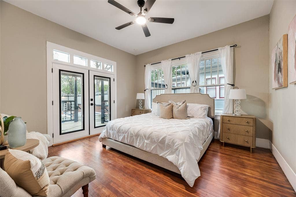 924 N Winnetka Avenue, Dallas, TX 75208 924 N Winnetka Avenue, Dallas, TX 75208