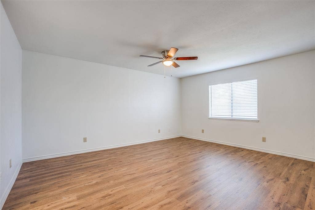960 Lockhart Drive, Plano, TX 75023 960 Lockhart Drive, Plano, TX 75023
