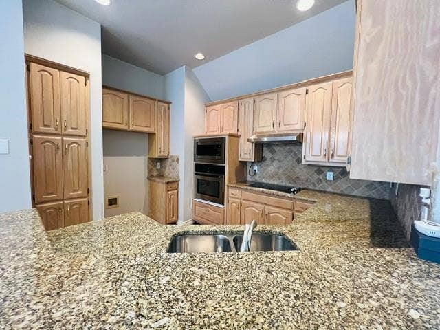 8648 Mill Creek Road, Irving, TX 75063 8648 Mill Creek Road, Irving, TX 75063