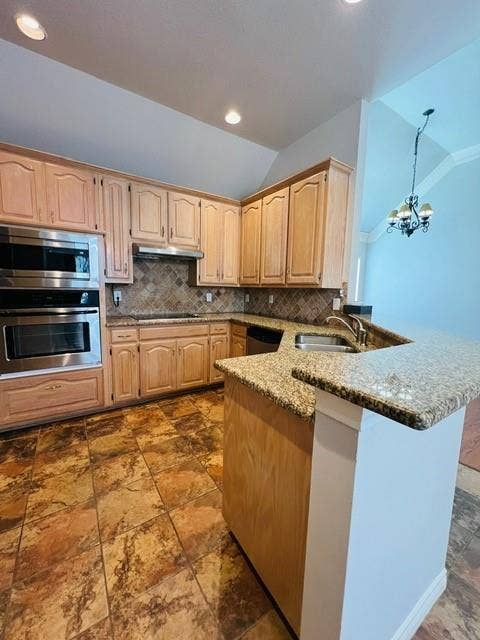 8648 Mill Creek Road, Irving, TX 75063 8648 Mill Creek Road, Irving, TX 75063