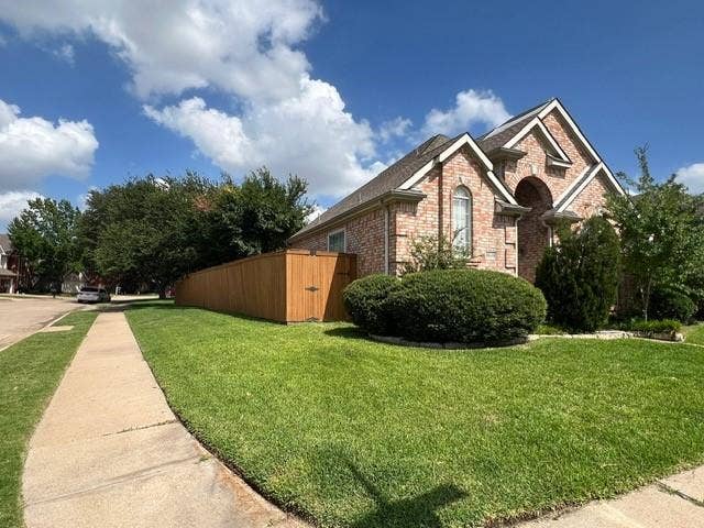 8648 Mill Creek Road, Irving, TX 75063 8648 Mill Creek Road, Irving, TX 75063