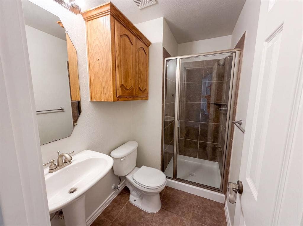 1803 High Meadow Street, Glenn Heights, TX 75154 1803 High Meadow Street, Glenn Heights, TX 75154