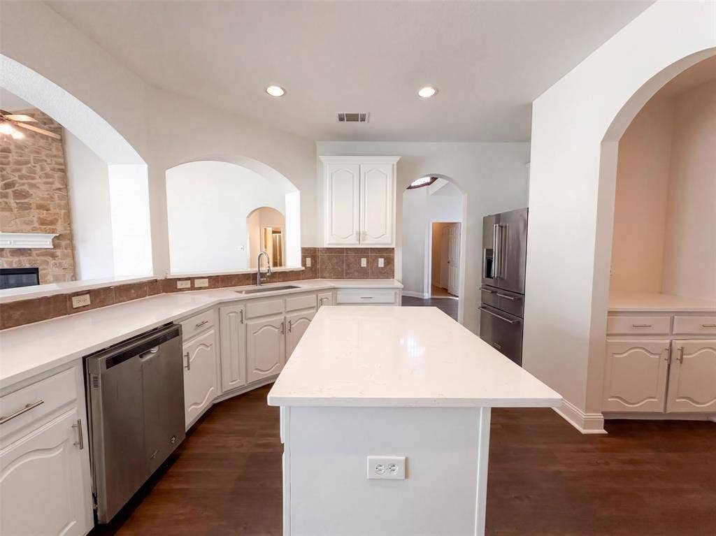 1803 High Meadow Street, Glenn Heights, TX 75154 1803 High Meadow Street, Glenn Heights, TX 75154