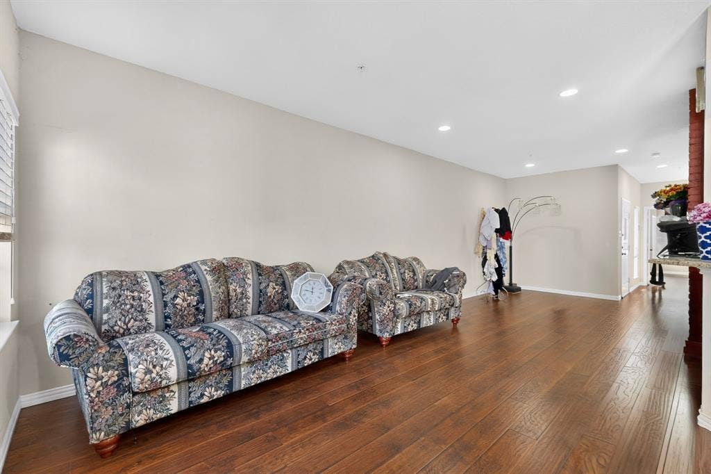 5565 Preston Oaks Road, #117, Dallas, TX 75254 5565 Preston Oaks Road, #117, Dallas, TX 75254
