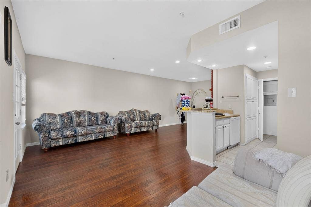 5565 Preston Oaks Road, #117, Dallas, TX 75254 5565 Preston Oaks Road, #117, Dallas, TX 75254