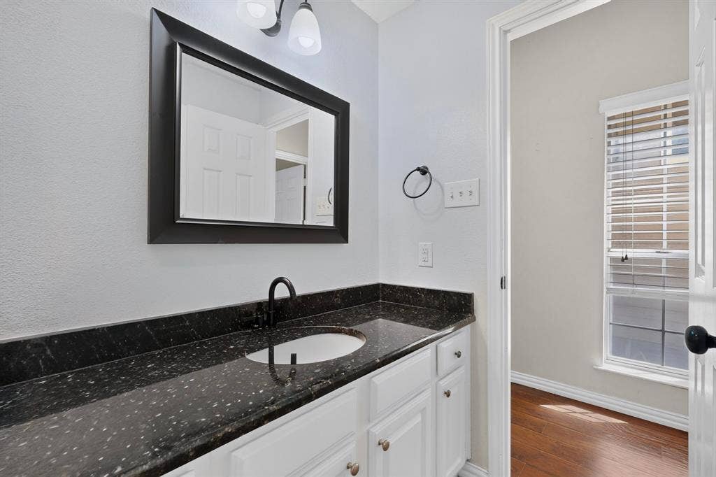 5565 Preston Oaks Road, #117, Dallas, TX 75254 5565 Preston Oaks Road, #117, Dallas, TX 75254
