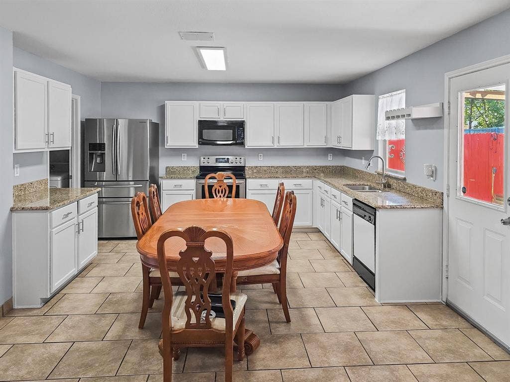 4602 Green Meadow Drive, McKinney, TX 75070 4602 Green Meadow Drive, McKinney, TX 75070