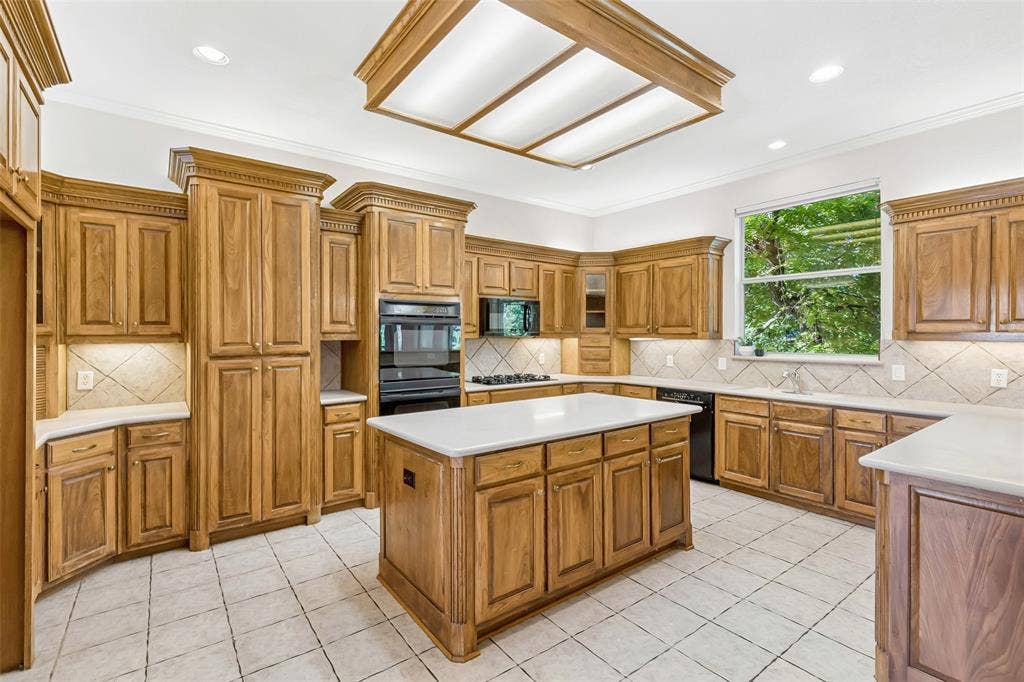 902 Glen Meadow Court, Garland, TX 75044 902 Glen Meadow Court, Garland, TX 75044