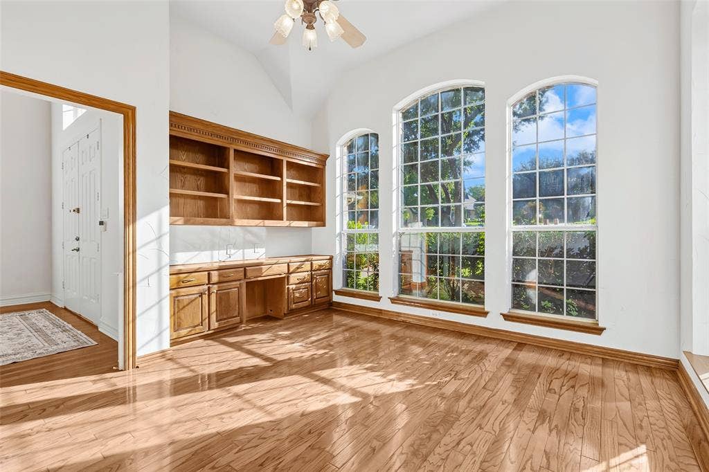 902 Glen Meadow Court, Garland, TX 75044 902 Glen Meadow Court, Garland, TX 75044