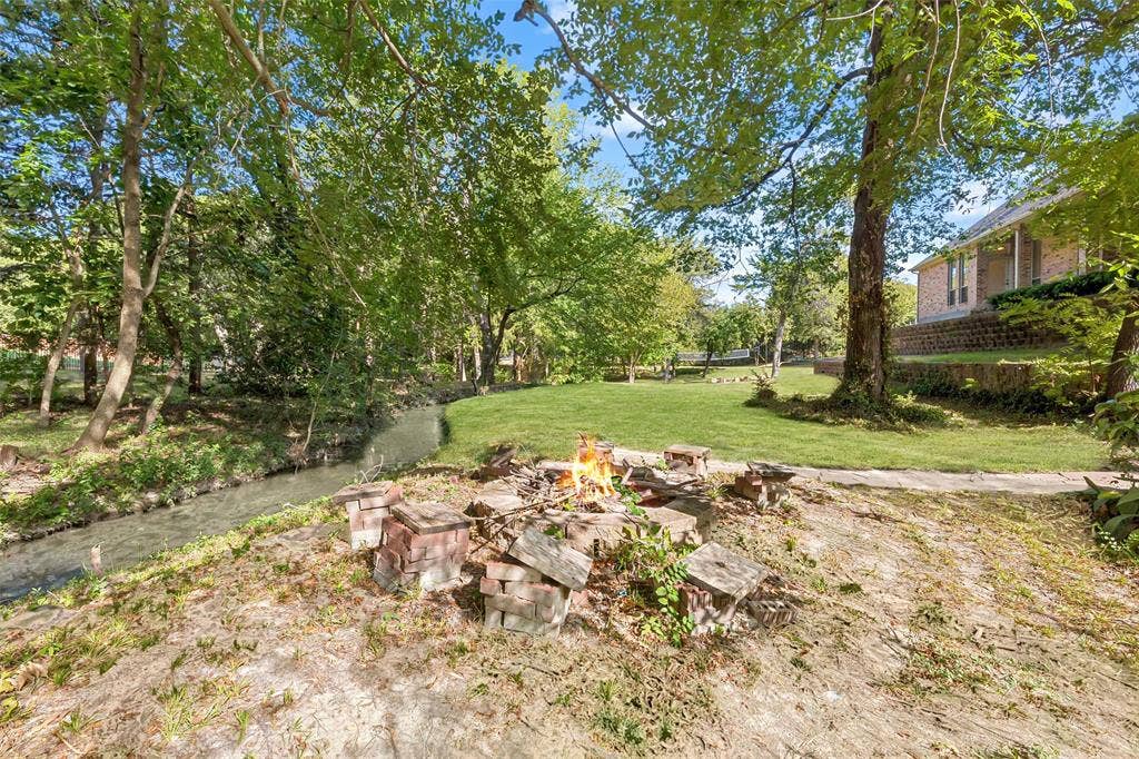 902 Glen Meadow Court, Garland, TX 75044 902 Glen Meadow Court, Garland, TX 75044