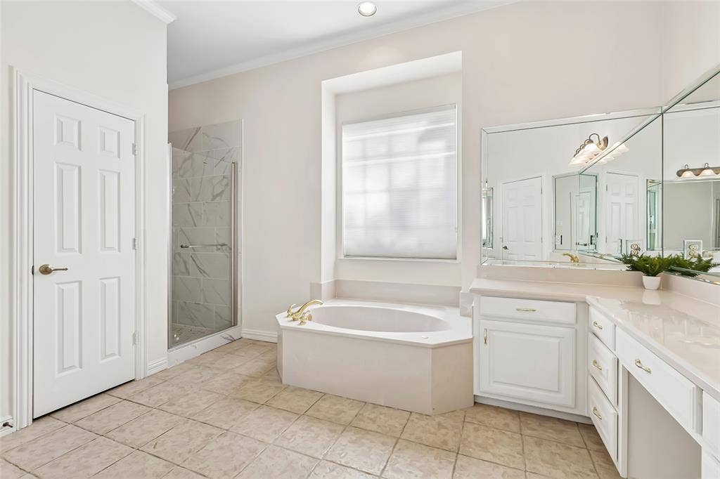902 Glen Meadow Court, Garland, TX 75044 902 Glen Meadow Court, Garland, TX 75044