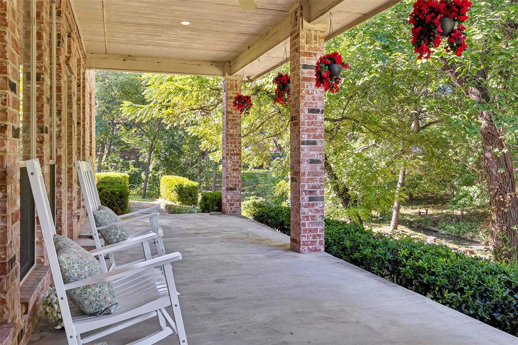 902 Glen Meadow Court, Garland, TX 75044 902 Glen Meadow Court, Garland, TX 75044