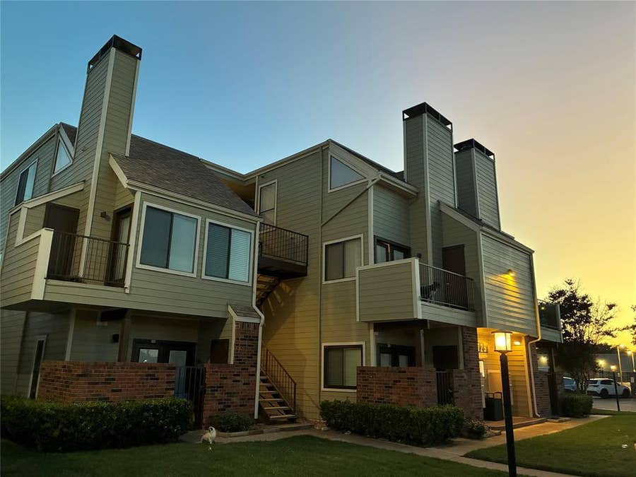 Property photo for 3129 Sondra Drive, #205, Fort Worth, TX