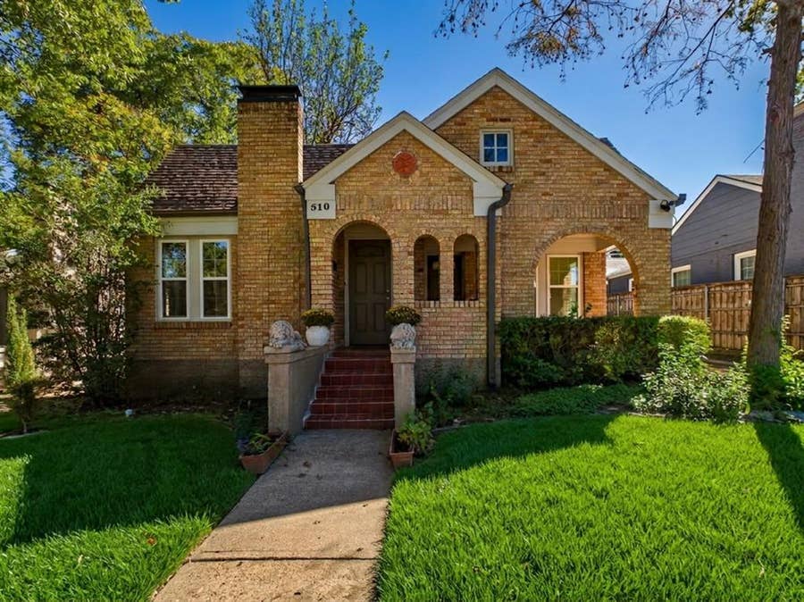 Property photo for 510 S Westmoreland Road, Dallas, TX