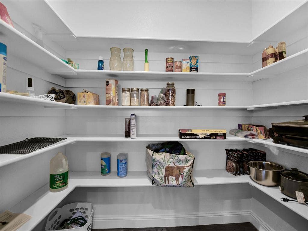 1017 Don Eve Court, Azle, TX 76020 1017 Don Eve Court, Azle, TX 76020