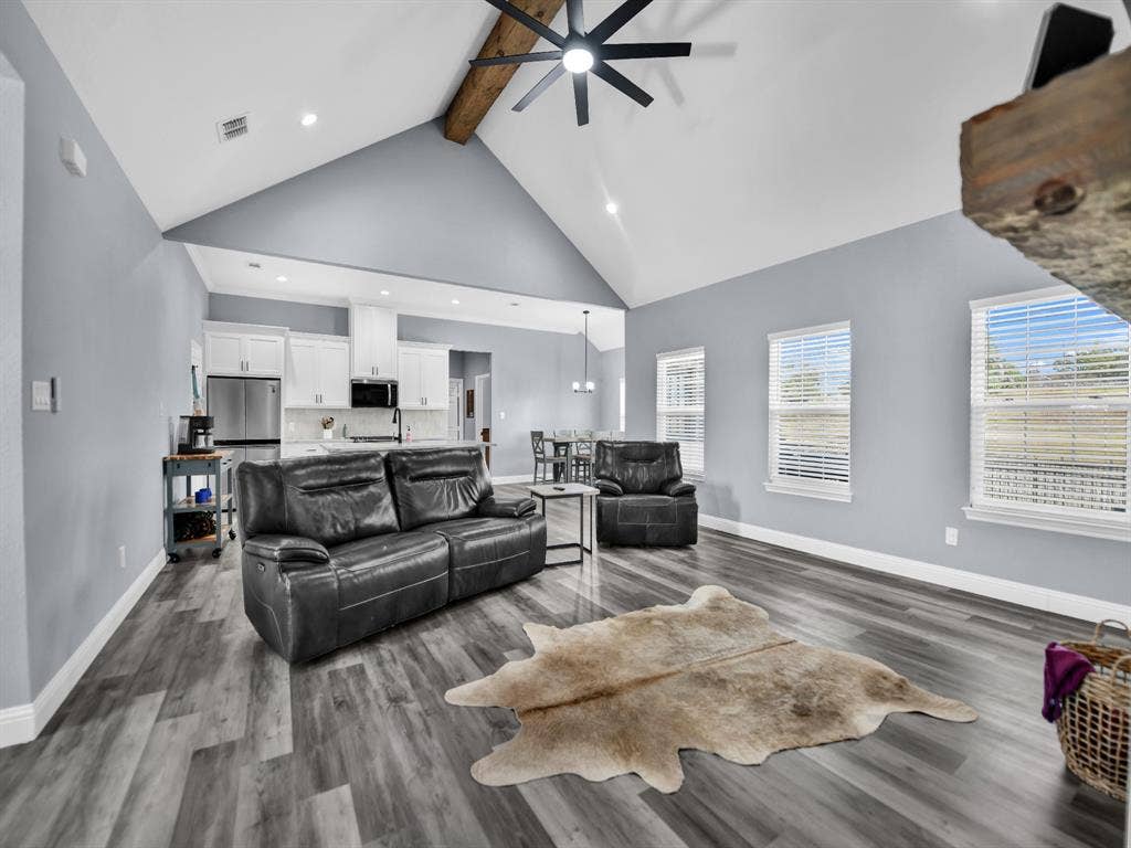 1017 Don Eve Court, Azle, TX 76020 1017 Don Eve Court, Azle, TX 76020