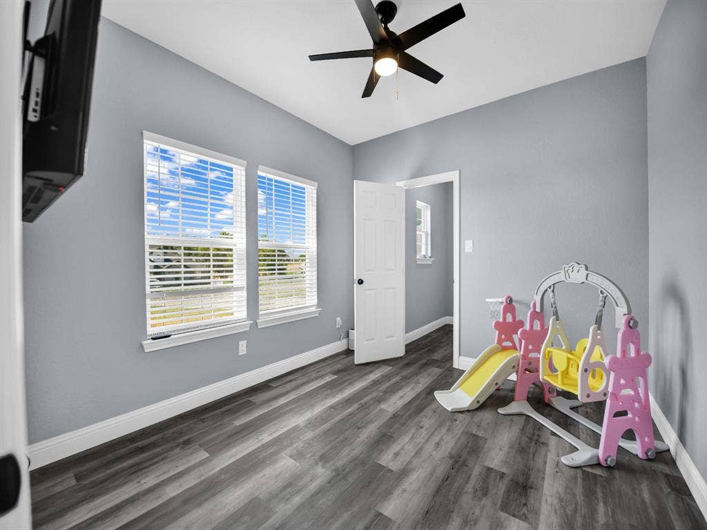 1017 Don Eve Court, Azle, TX 76020 1017 Don Eve Court, Azle, TX 76020