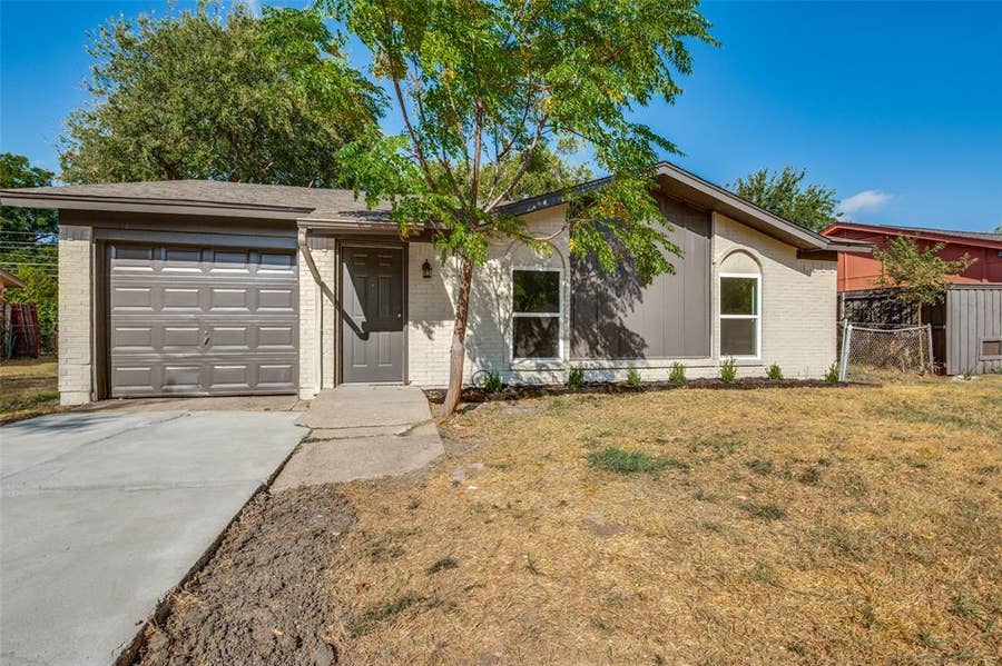 Property photo for 1617 Avenue A, Grand Prairie, TX