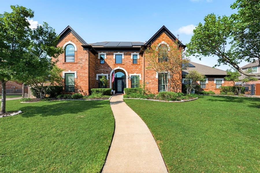 Property photo for 1720 Water Lily Drive, Southlake, TX