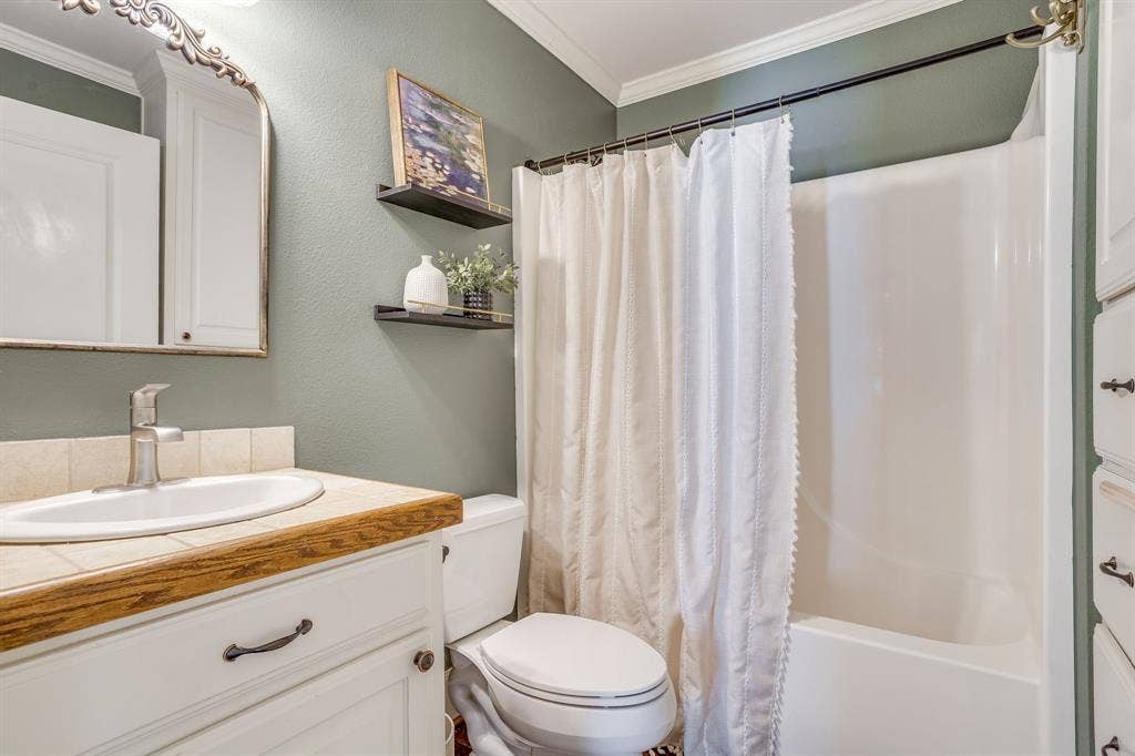 1809 Belle Place, Fort Worth, TX 76107 1809 Belle Place, Fort Worth, TX 76107