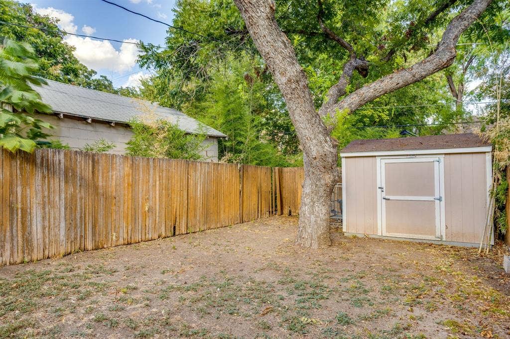 1809 Belle Place, Fort Worth, TX 76107 1809 Belle Place, Fort Worth, TX 76107