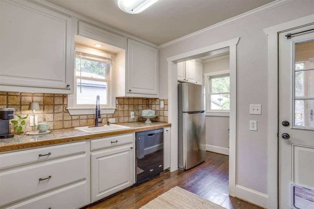 1809 Belle Place, Fort Worth, TX 76107 1809 Belle Place, Fort Worth, TX 76107