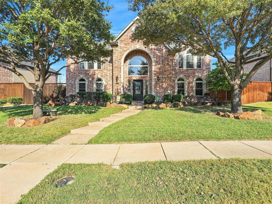 Property photo for 2050 Sleepy Hollow Trail, Frisco, TX