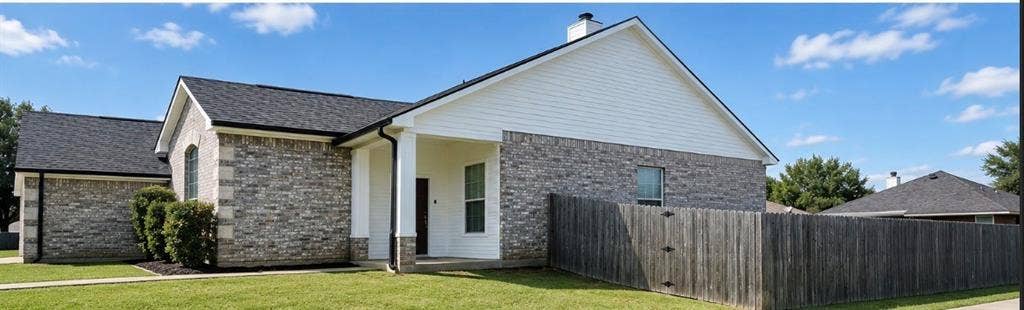 5300 Meadow Court, Flint, TX 75762 5300 Meadow Court, Flint, TX 75762