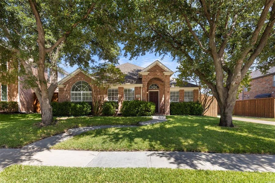 Property photo for 11210 Balcones Drive, Frisco, TX