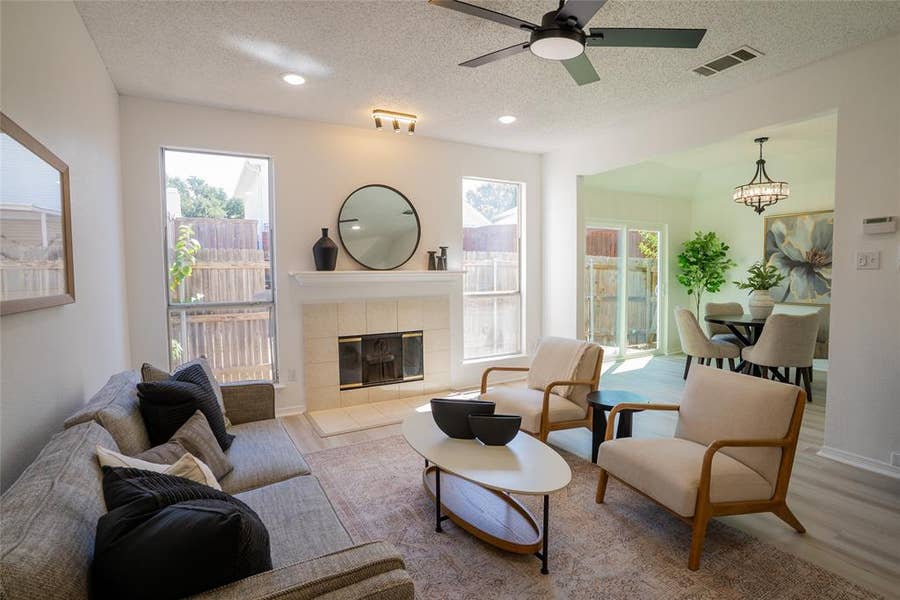 Property photo for 18942 Ravenglen Court, Dallas, TX