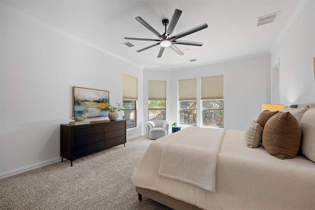 5960 Indigo Sky Drive, Frisco, TX 75036 This spacious primary offers room for a good amount of furniture including a sitting area!
