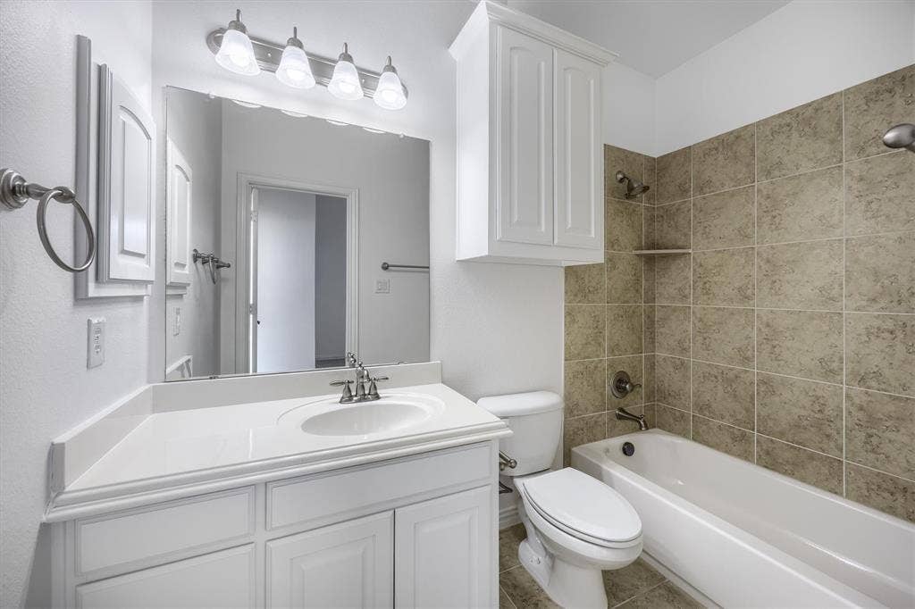 5960 Indigo Sky Drive, Frisco, TX 75036 Full bathroom 3